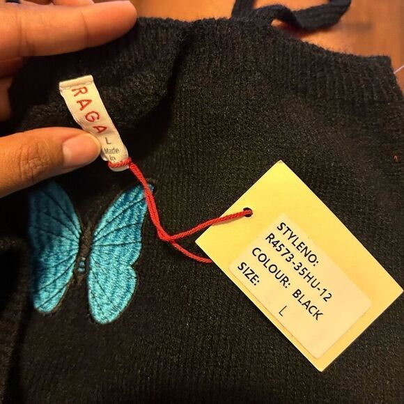 New Raga Crop Top - Picture 3 of 4